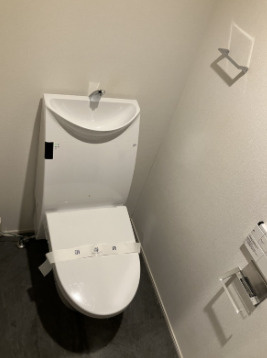 RELUXIA上野のトイレ|落ち着いたトイレです