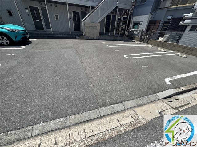 クリア田町の駐車場