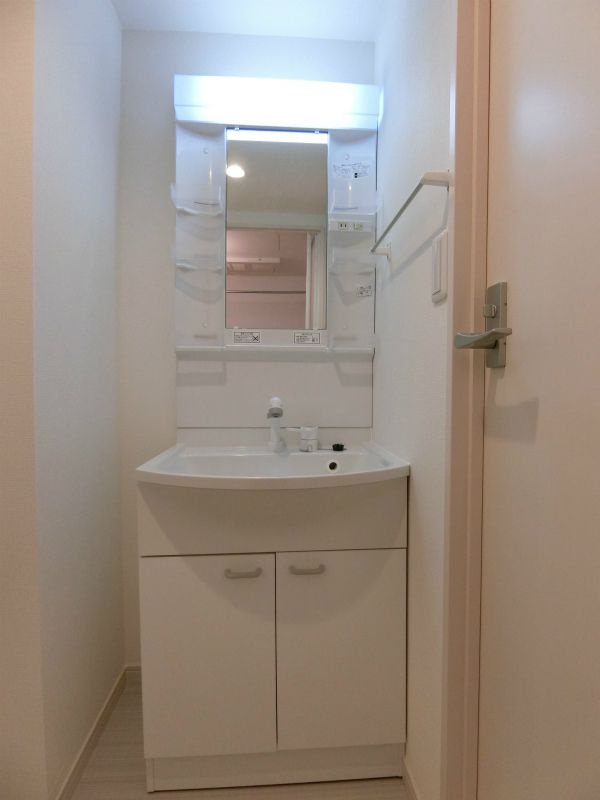 リブリ・Cordon Bleu星宮 の独立洗面台