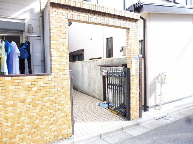 ルミエール三田のエントランス|エントランスです♪