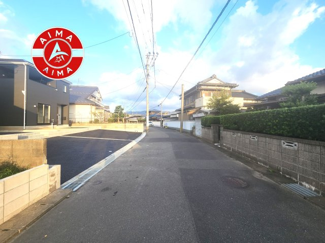 古賀市中央6丁目第9-2棟（2号棟）の前面道路含む現地写真|前面道路です。
