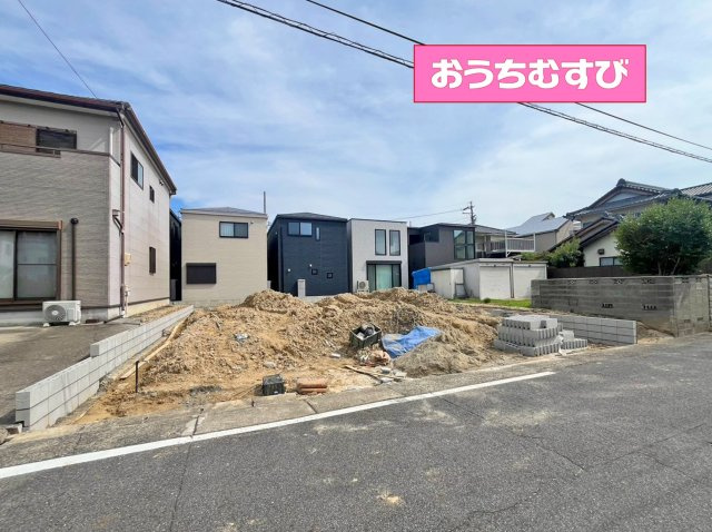 名東区神里1期(全2棟)の前面道路含む現地写真