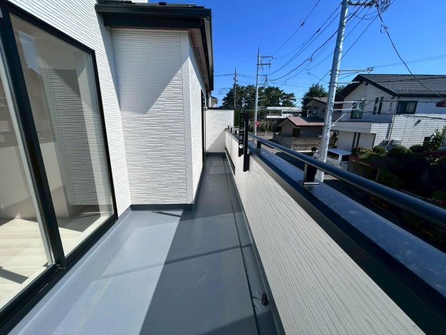 狭山市大字水野全３棟１期１号棟のバルコニー|落ち着いた時間を過ごせるバルコニーです