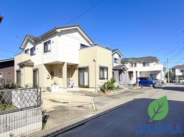 【中古戸建】児玉郡上里町大字長浜の外観|■外観｜特徴のある個性的な住まいと美しい街並み、そして住みやすい環境を、ぜひ現地でご覧になりませんか。お気軽にお問合せください(^^)  
