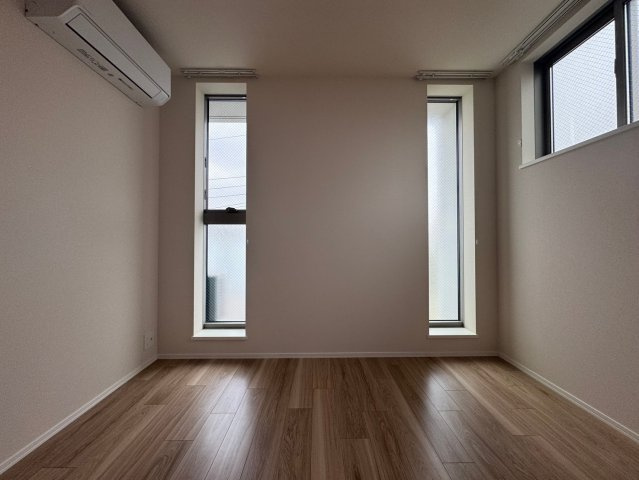 川崎市多摩区菅５丁目の賃貸マンションの洋室