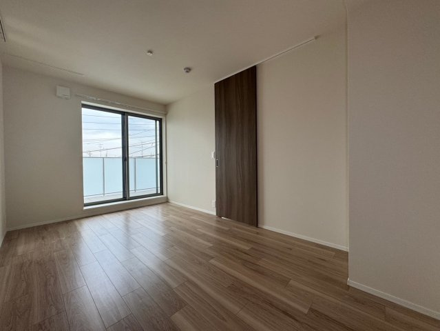 川崎市多摩区菅５丁目の賃貸マンションの洋室