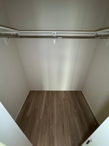 川崎市多摩区菅５丁目の賃貸マンションの収納