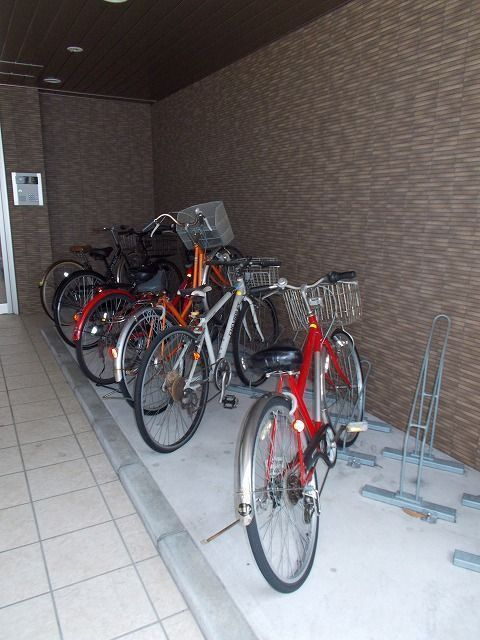 シテセレスト東砂の駐車場|駐輪場
