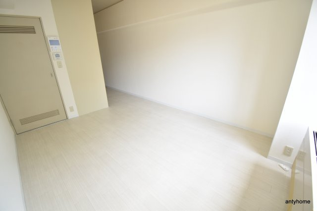 ステュディオ新御堂　仲介手数料無料の洋室