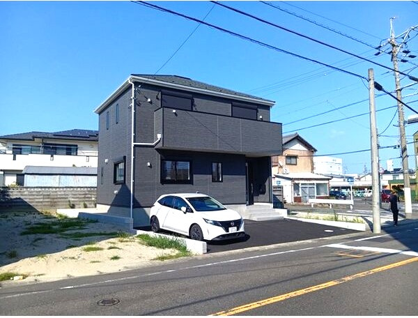 クレイドルガーデン江南市古知野町花霞第１ １号棟の駐車場