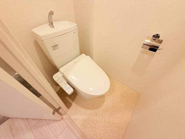 セレニテ西元町アリエのトイレ
