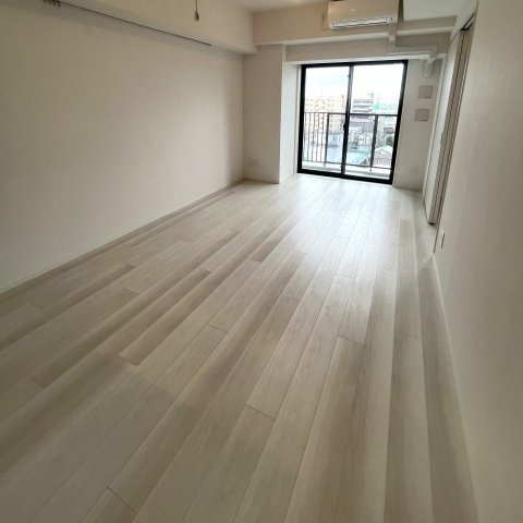 びゅうリエット横浜東神奈川の居間・リビング|ＬＤＫ　※別号室の参考写真です(現況優先・仕様違いの場合あり)