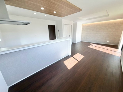 【居間・リビング】 | GRAFARE酒々井町上岩橋1号棟 | 即日のご見学も可能です。お気軽に0476-37-3888までお問合せ下さい。