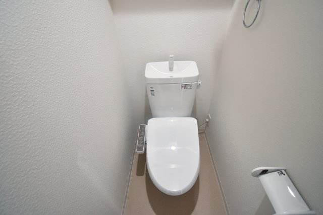 ヴィクトワール西宮丸橋のトイレ