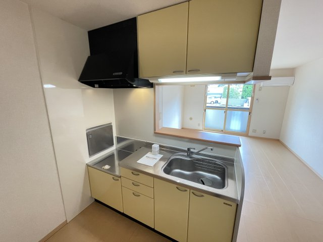エトワールのキッチン|※左右反転・別室の写真になります。