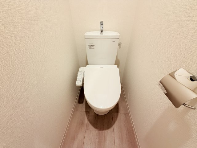 セレニテ西元町アリエのトイレ