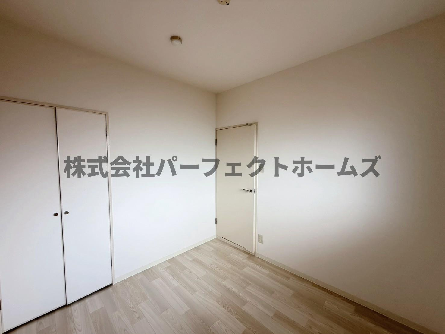 東グリーンハイツの洋室|ゆったりした洋室です