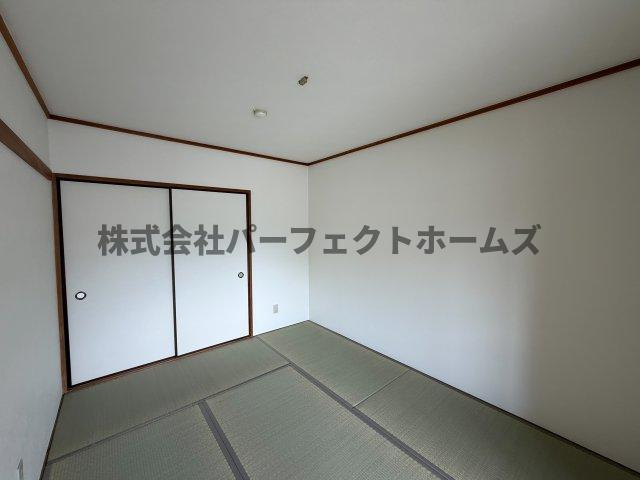 東グリーンハイツの和室|来客時にも便利な和室付き