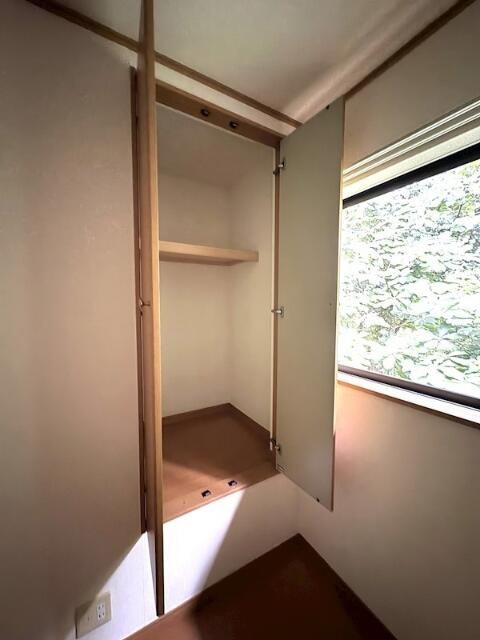 愛甲郡愛川町半原のアパートの収納