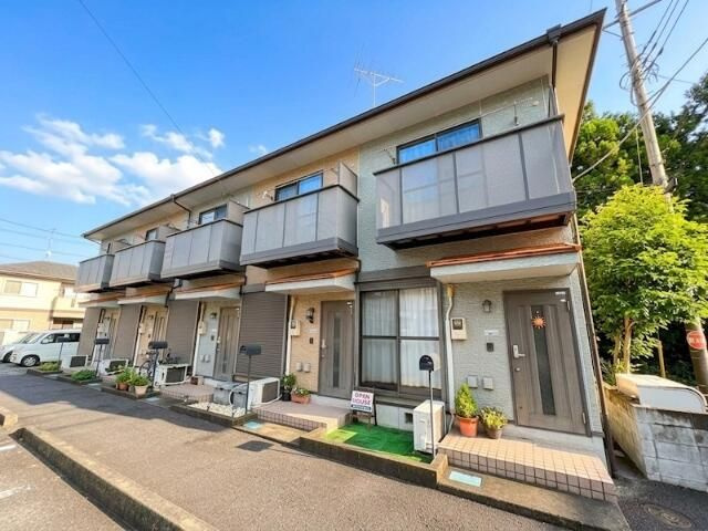 愛甲郡愛川町半原のアパートの外観