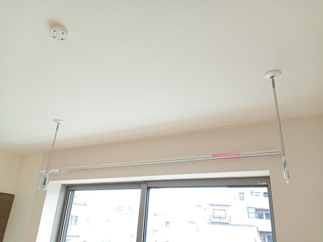 （シニア限定）ヘーベルヴィレッジ上大岡の内装|室内物干しフック