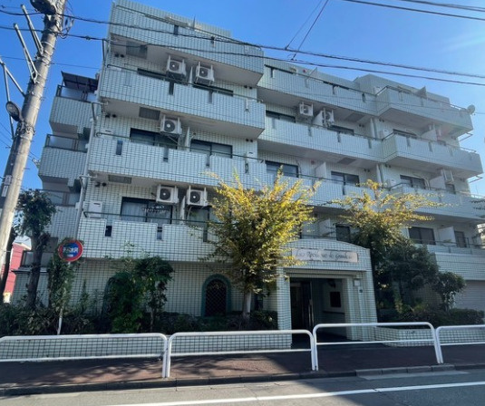 板橋区板橋４丁目の賃貸マンションの外観