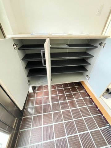 姫路市広畑区蒲田の中古一戸建の収納