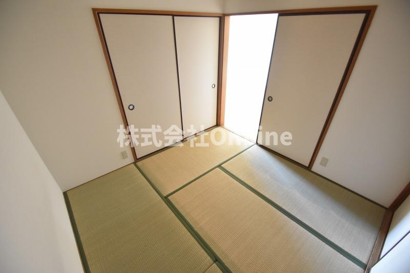 東大阪市今米１丁目の賃貸マンションの和室