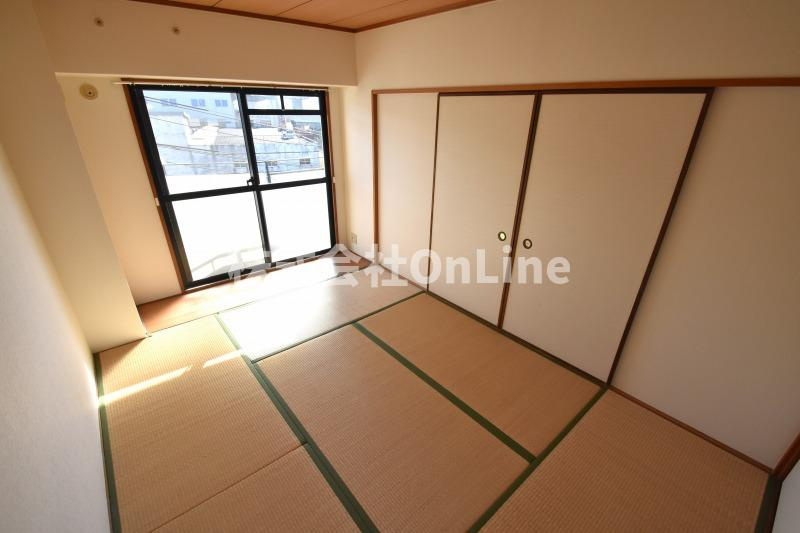 東大阪市今米１丁目の賃貸マンションの和室