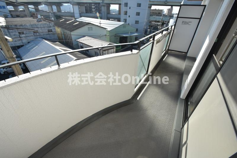 東大阪市今米１丁目の賃貸マンションのバルコニー
