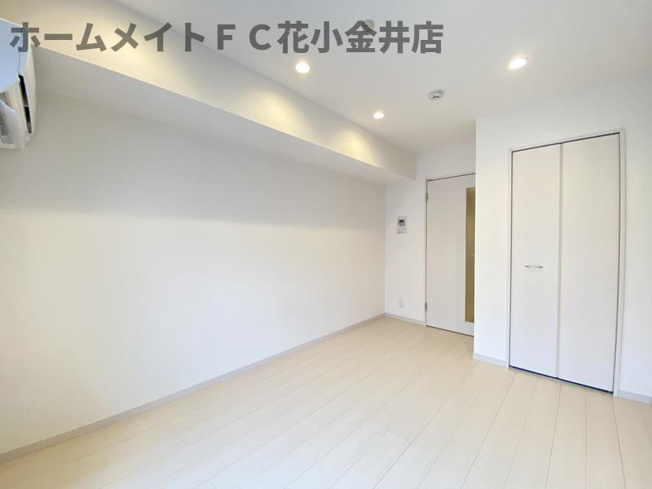 【居間・リビング】 | リブリ・学園東町 | きれいな内装です