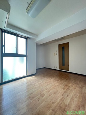 【洋室】 | ミーネ新町弐番館