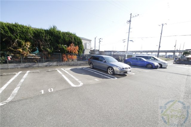 ソフィアコートの駐車場