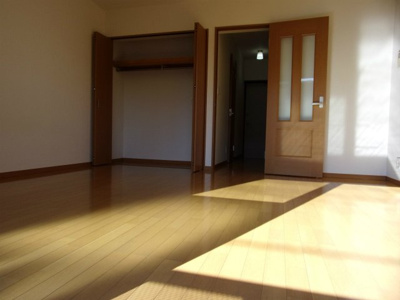 【寝室】 | アメージングエステート