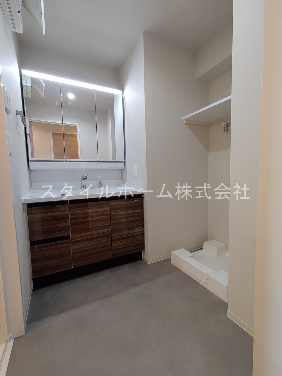 ＣＡＳＡ９９の洗面所|別部屋写真です。