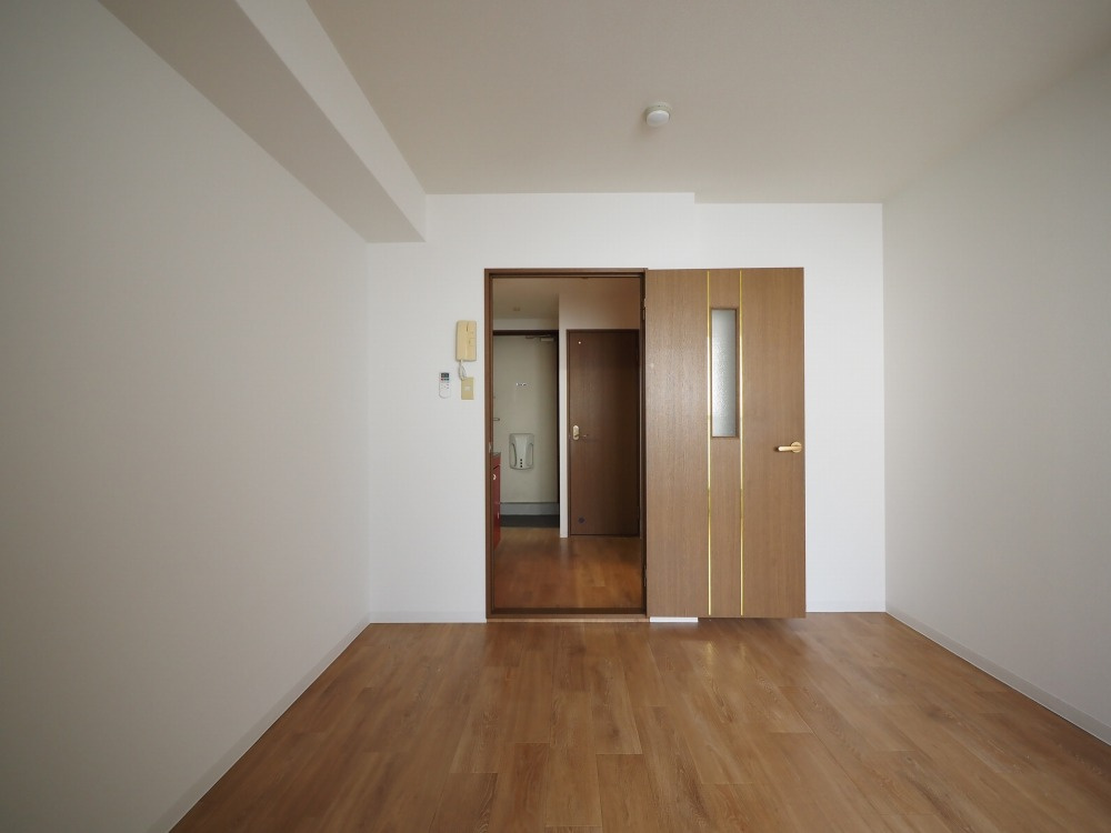大阪市西区新町１丁目の賃貸マンションの居間・リビング