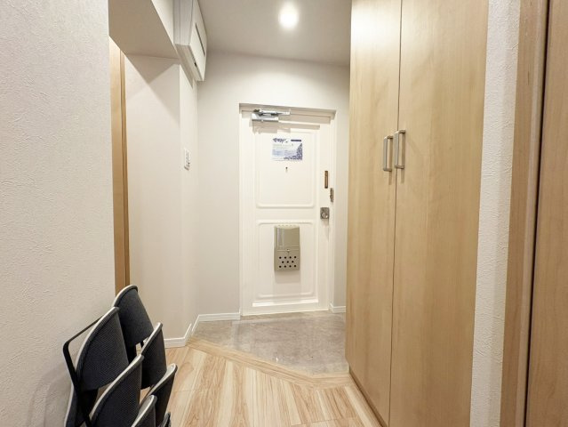 富田第二住宅62号棟　の玄関|きれいな玄関です。