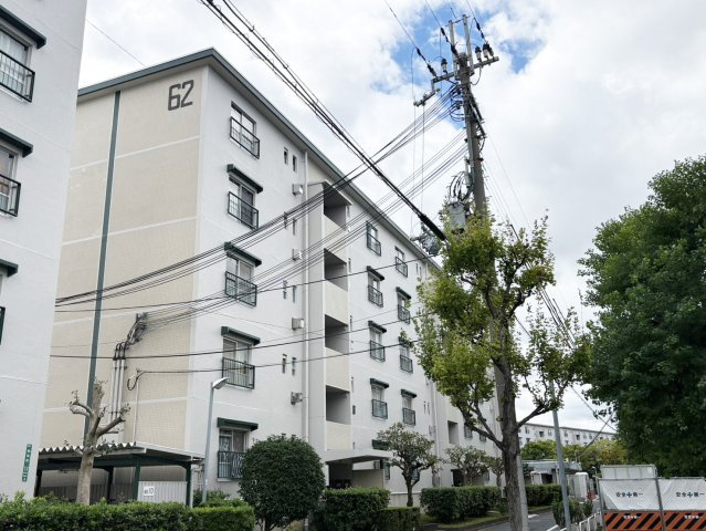富田第二住宅62号棟　