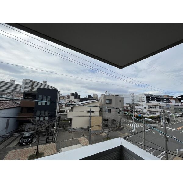 Cherim道徳　名古屋市賃貸　仲介手数料無料のバルコニー