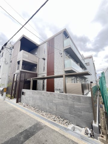 クレールメゾン城東の外観