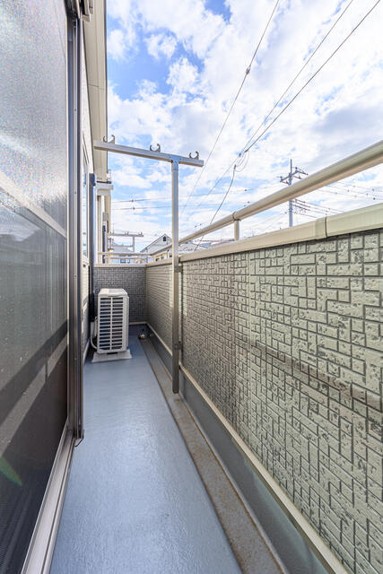 川崎市多摩区菅北浦４丁目の一戸建てのバルコニー