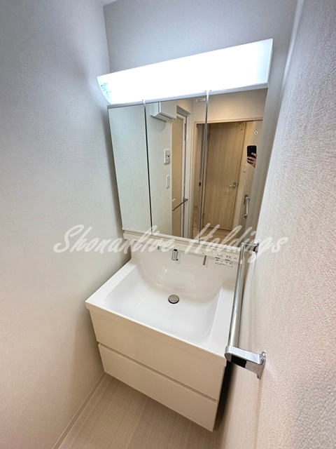 の賃貸マンションの洗面所