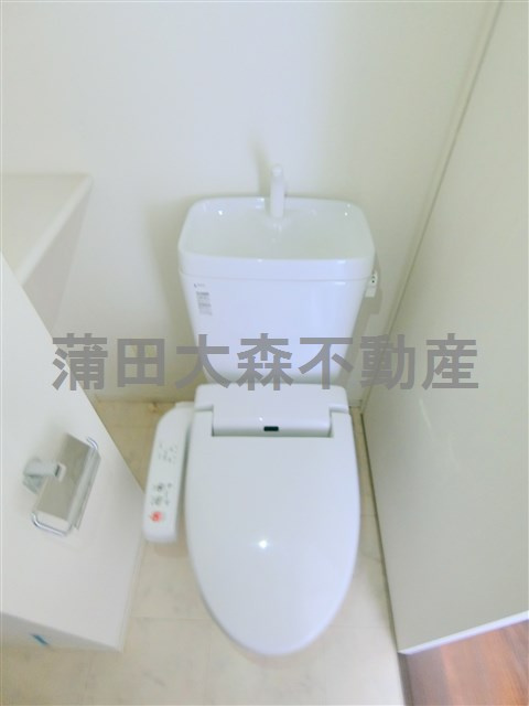 ウィステリア大森山王のトイレ|温水暖房便座付のトイレ