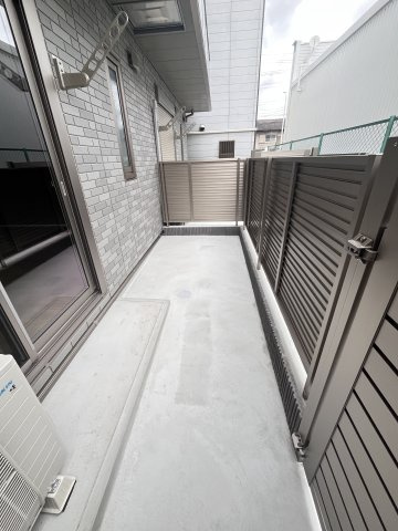 クレールメゾン城東のバルコニー