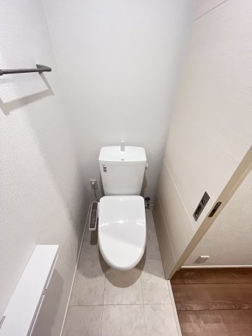 クレールメゾン城東のトイレ