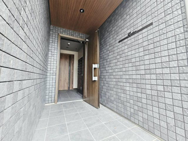 エクストラのエントランス