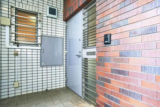 メローハウス宮前の玄関