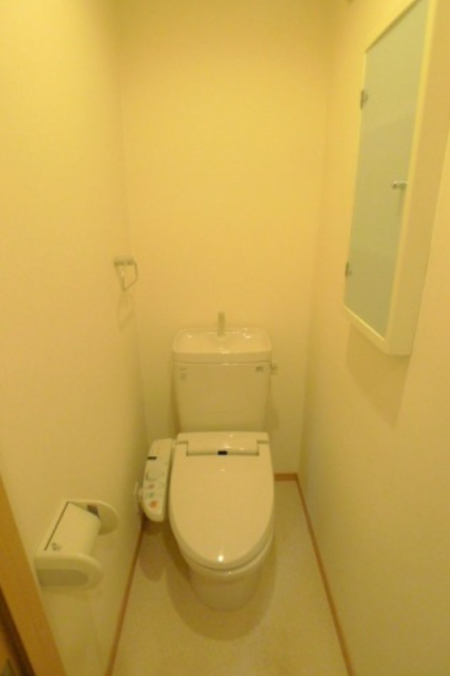 ハイネス元町のトイレ
