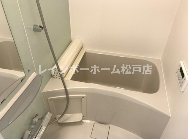 【仲介手数料：50％OFF】対象物件！の浴室|落ち着いた空間のお風呂です