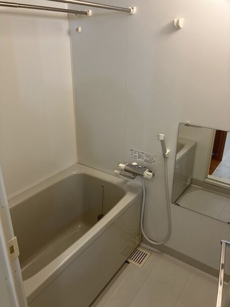 ディアコート白川の浴室